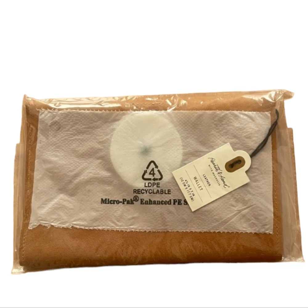 Hearth & Hand with Magnolia Leather Wallet - Cognac